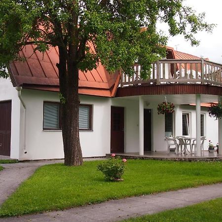 Maenni Guesthouse Haapsalu Phòng bức ảnh