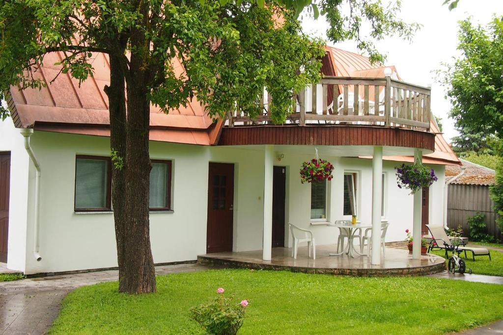 Maenni Guesthouse Haapsalu Phòng bức ảnh